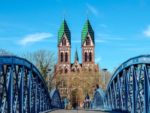 Blaue Br�cke in Freiburt, Bildquelle: Pixabay