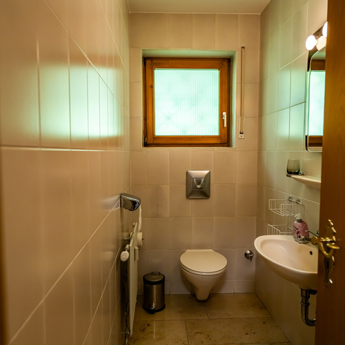 Separate zweite Toilette - Separate zweite Toilette -
